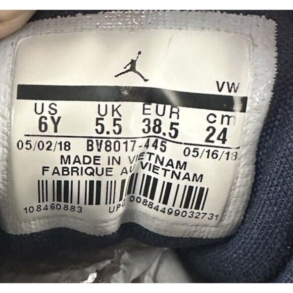 Air Jordan 12 Retro‎ International Flight 2018 Size 6Y - Picture 7 of 9